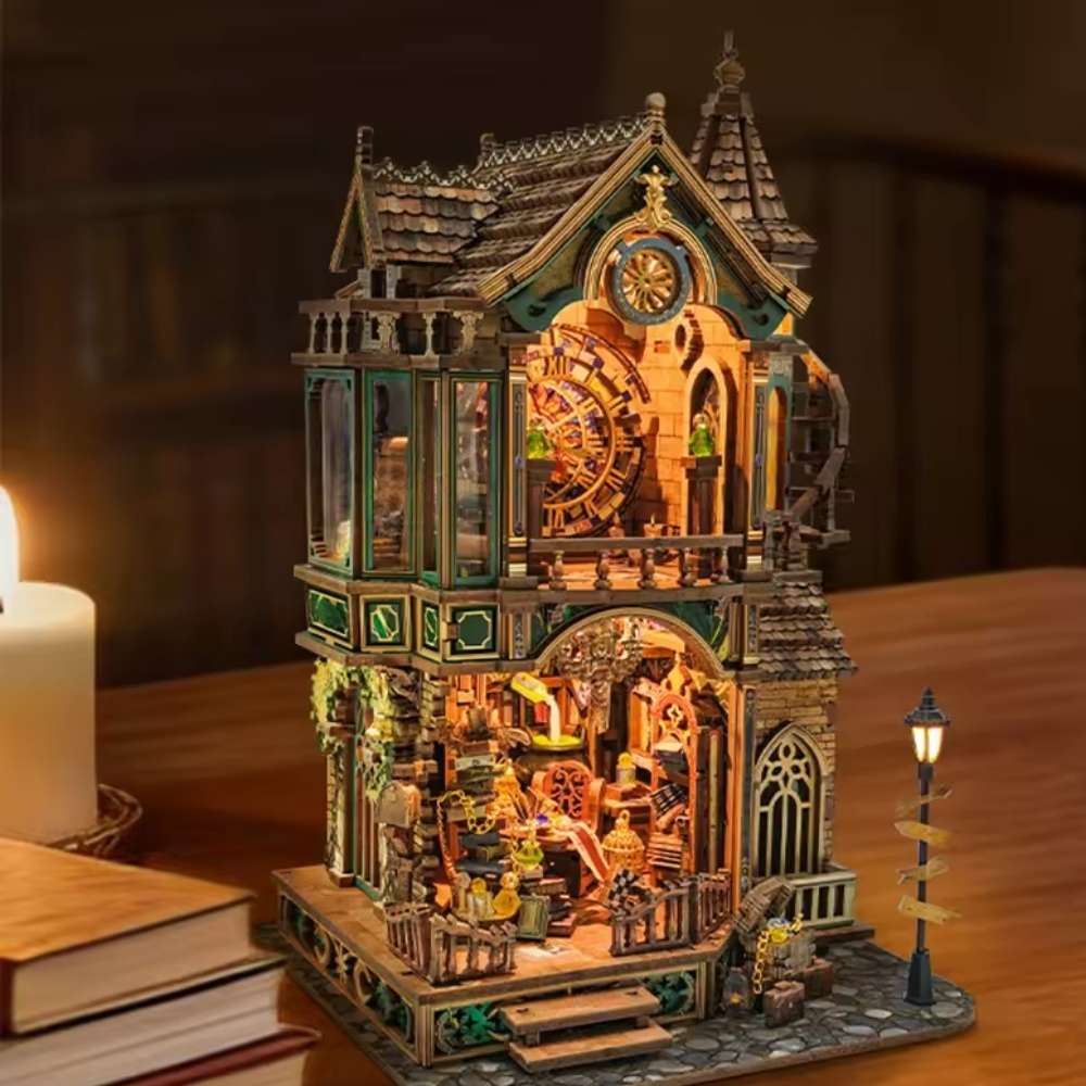 Maison Miniature : Magic Clock Tower