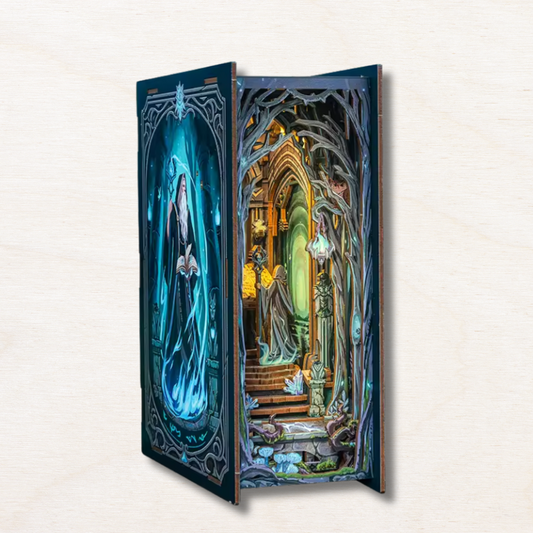 book nook style seigneur des anneaux avec un grand magicien