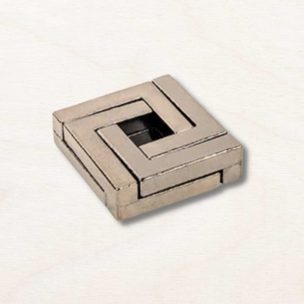 Casse-tête en métal : Carré !