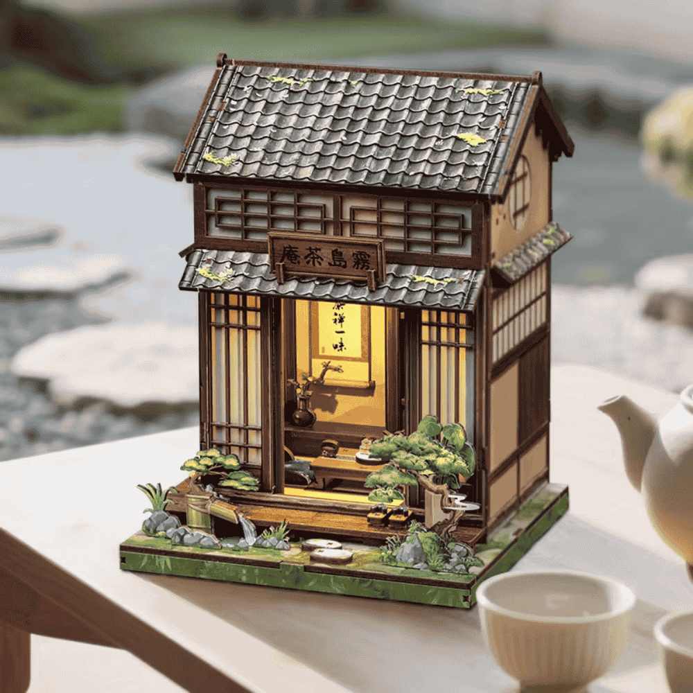 diorama en forme de maison japonaise traditionnelle