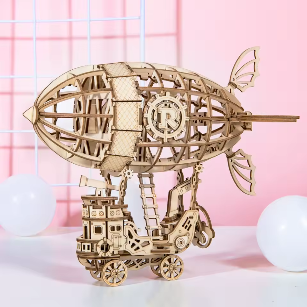 maquette en bois avion - dirigeable EcoCraft