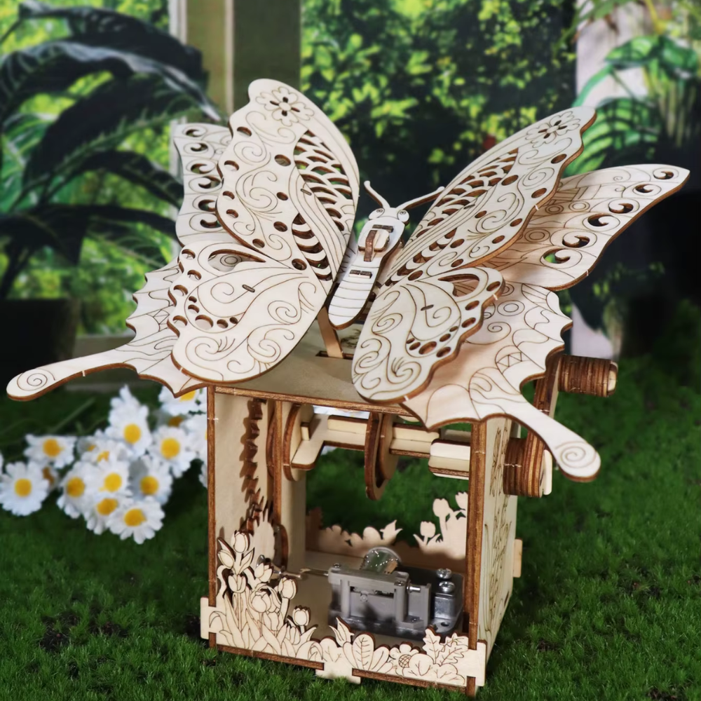 Boite à musique en bois : Papillon EcoCraft