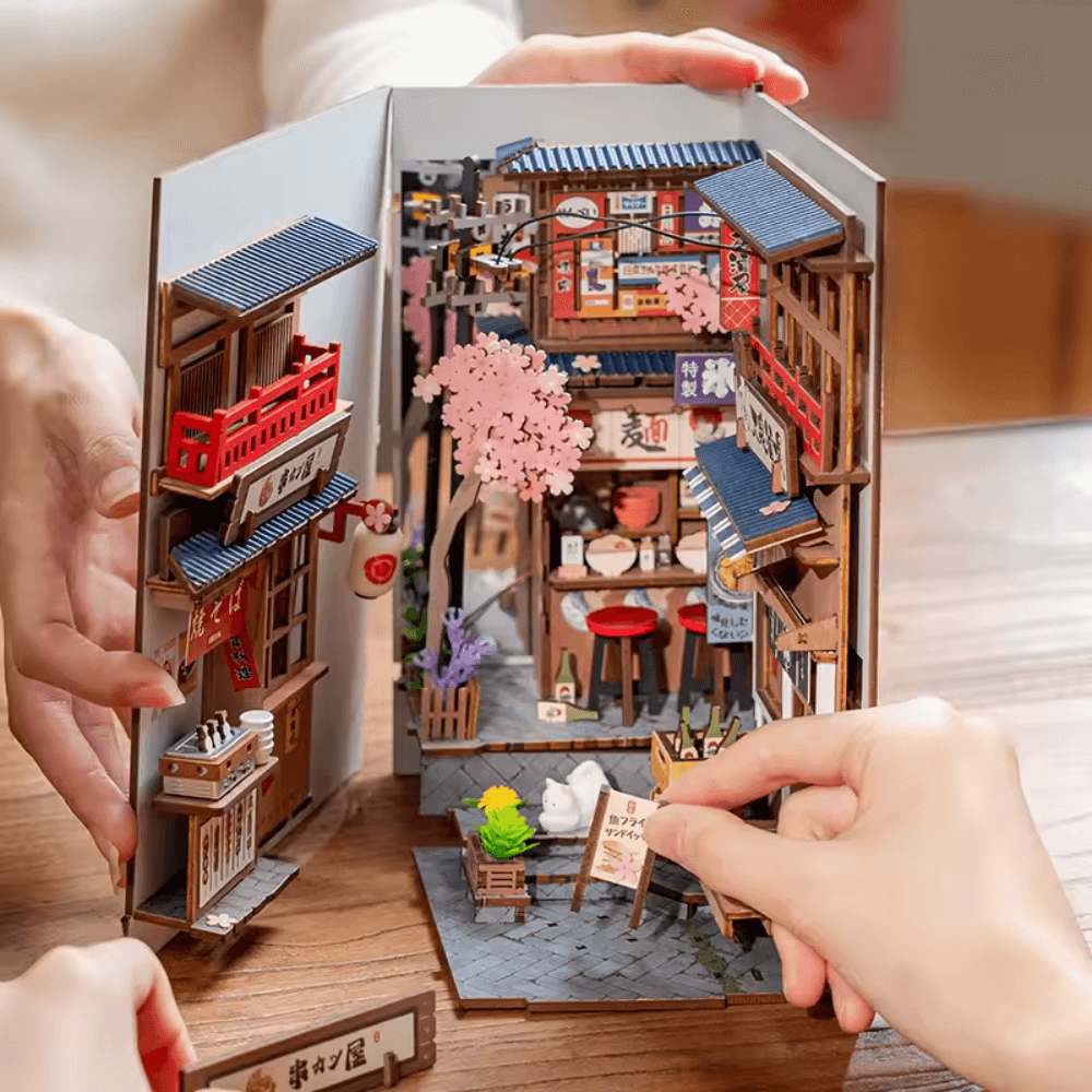 Book Nook Tokyo EcoCraft