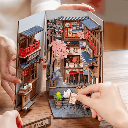 Book Nook Tokyo EcoCraft