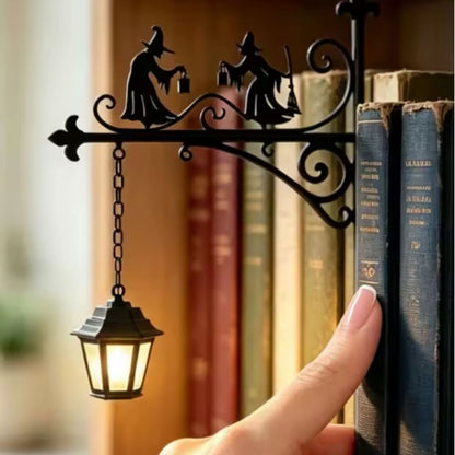 Lanterne de bibliothèque décorative : Sorcière