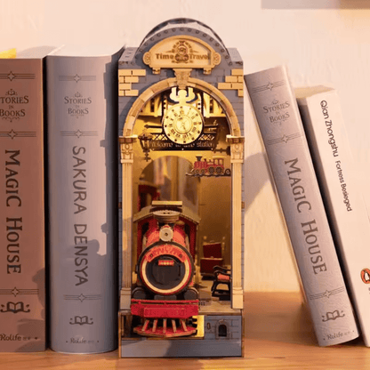 Book Nook Maquette Train EcoCraft
